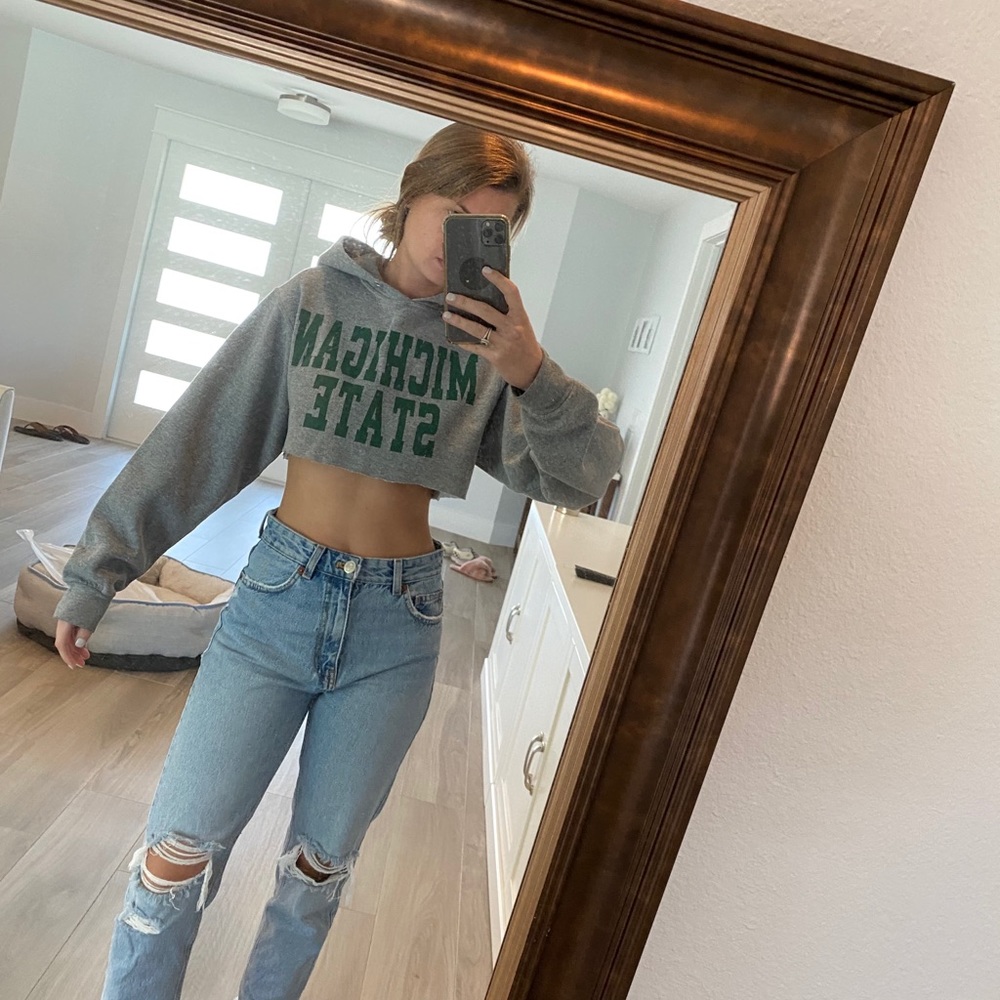 Michigan state cropped hoodie